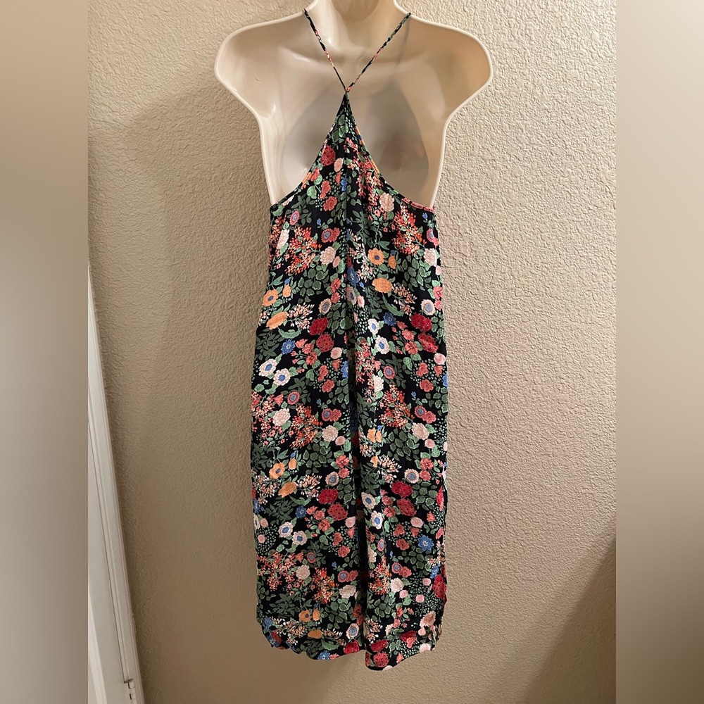 Zara floral dress (gorgeous and flowy) - Picture 3 of 4